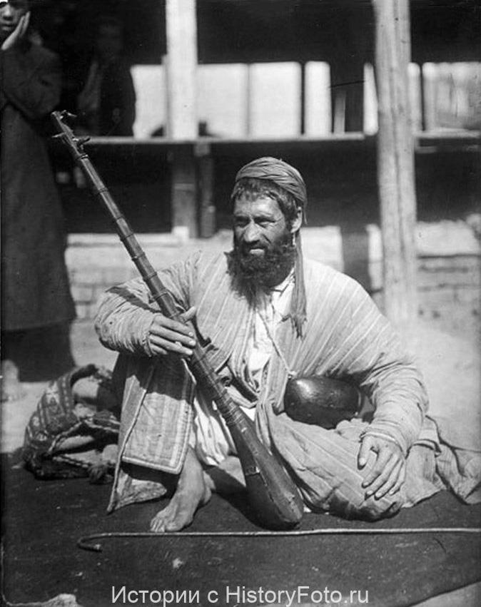 %D0%A1%D1%82%D1%80%D0%B0%D0%BD%D1%81%D1%82%D0%B2%D1%83%D1%8E%D1%89%D0%B8%D0%B9-%D1%85%D0%B0%D1%84%D0%B8%D0%B7-%D0%BF%D0%B5%D0%B2%D0%B5%D1%86-%D0%A1%D1%80%D0%B5%D0%B4%D0%BD%D1%8F%D1%8F-%D0%90%D0%B7%D0%B8%D1%8F-1926-%D0%B3%D0%BE%D0%B4.-%D0%A4%D0%BE%D1%82%D0%BE%D0%B3%D1%80%D0%B0%D1%84-%D0%93%D0%B5%D0%BE%D1%80%D0%B3%D0%B8%D0%B9-%D0%97%D0%B5%D0%BB%D1%8C%D0%BC%D0%B0.jpg?v=1690899499